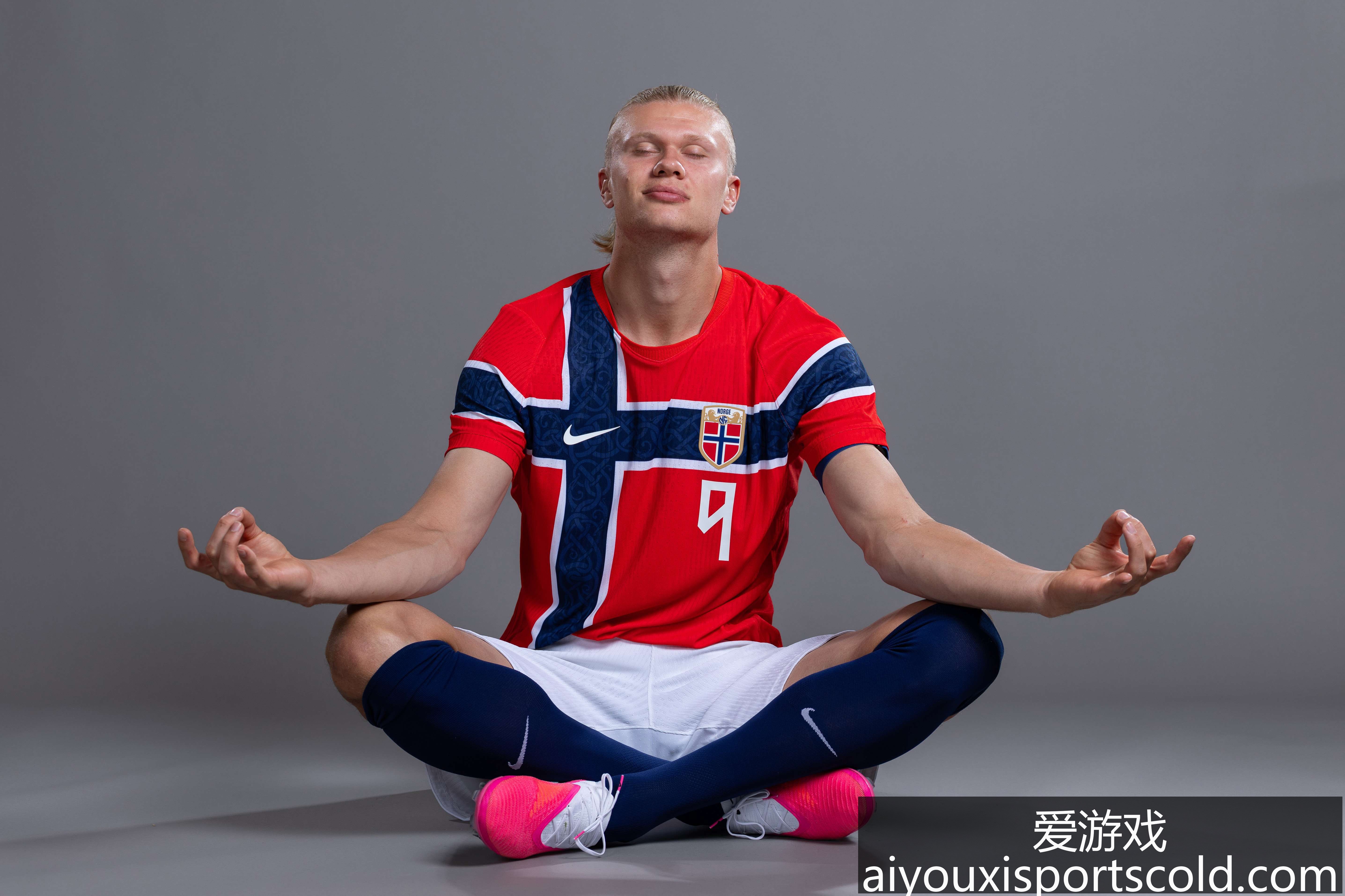 法国足球奇,名黑人球员,首发,爱游戏官网,爱游戏App,爱游戏下载,爱游戏登录,爱游戏平台